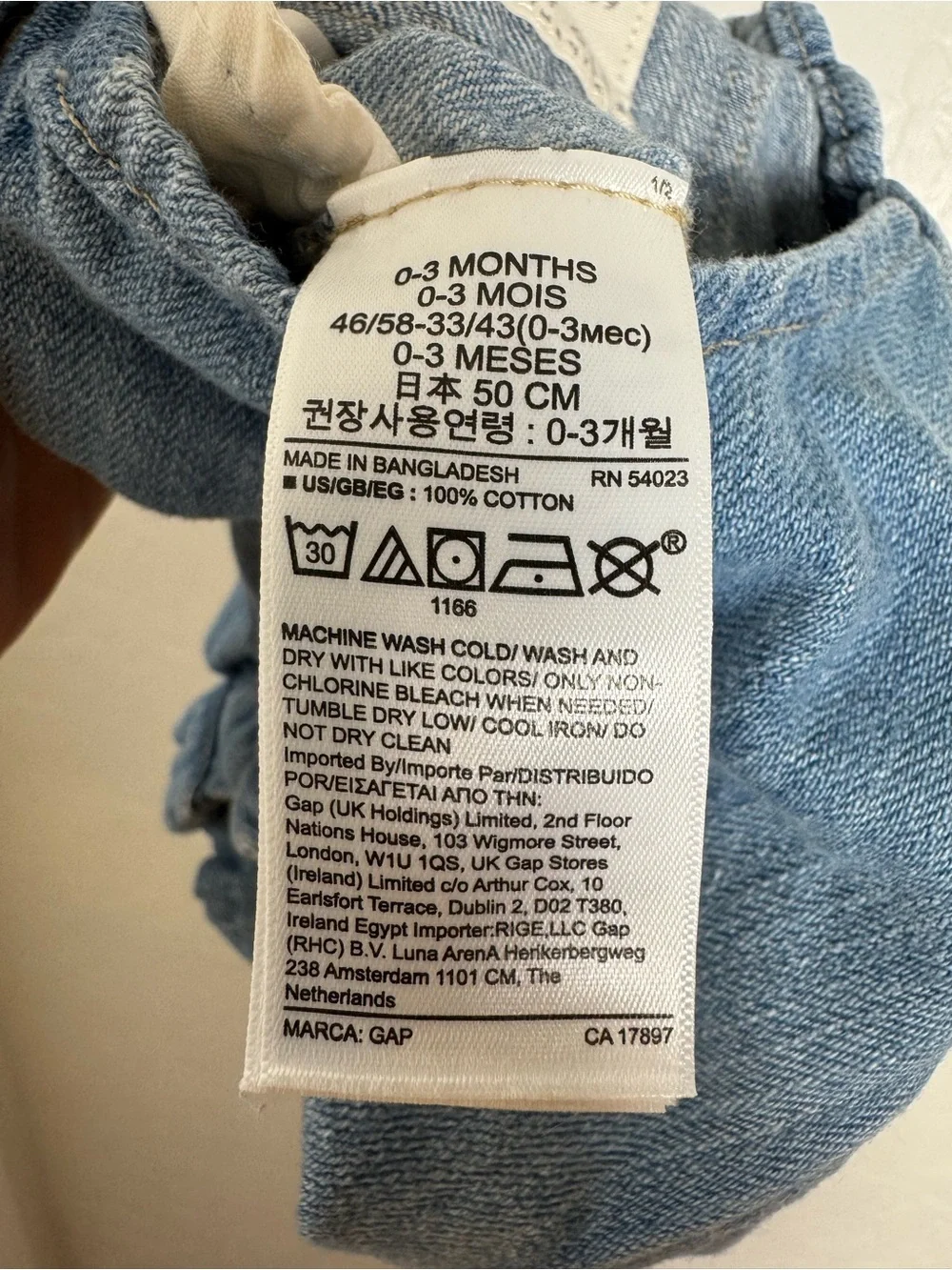 Baby GAP Denim Ruffle Bubble Shortalls Overalls Blue Light Wash 0-3 Months